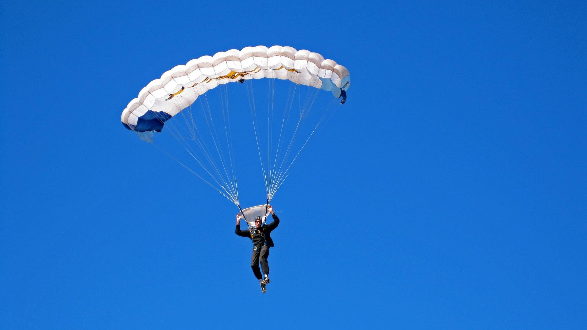英超球员心率变异性在训练负荷监控中的应用探讨,心率变异性超出正常范围